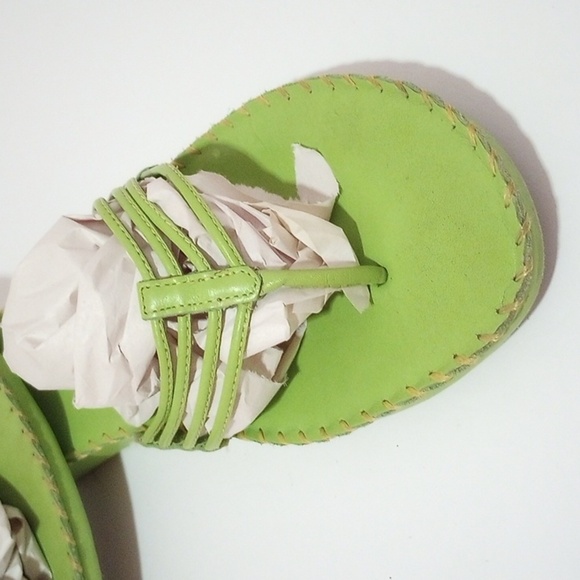 Gianni Bini Lime Green leather strap sandals. Stitched design. Size 8 - Picture 3 of 9